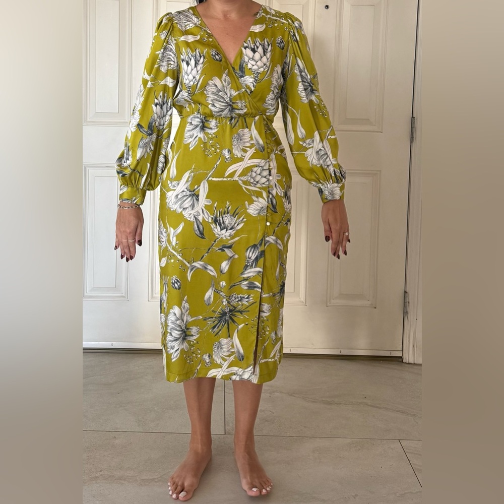 Zara Long Sleeve Floral Dress in Green and White
